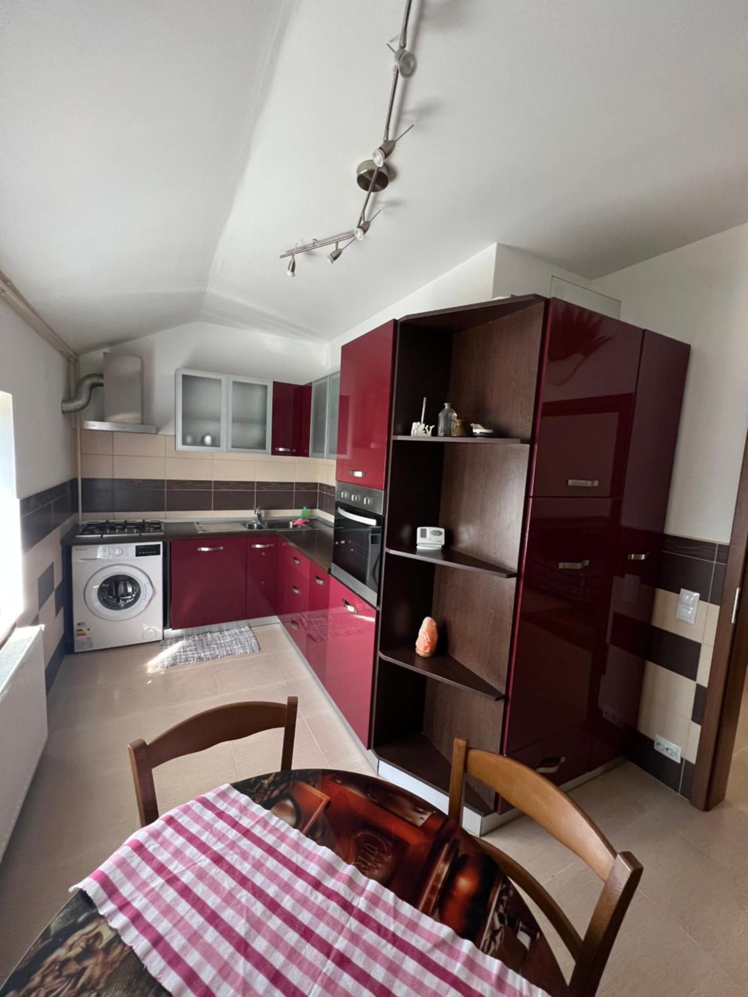 Ovidius Apartament Cisnădie Exteriör bild